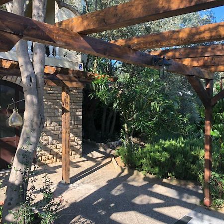 Guesthouse Vila Ruzmarin ชเดรลาตซ์ ภายนอก รูปภาพ