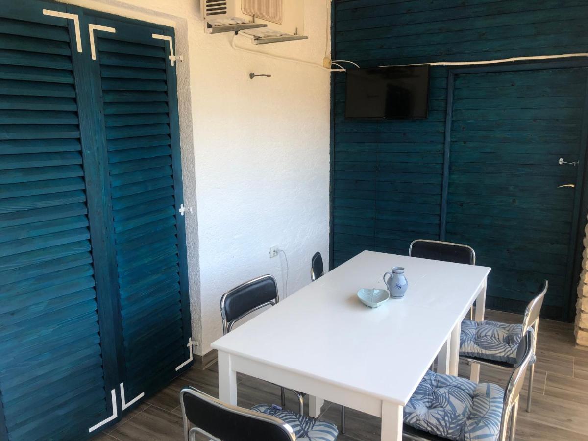 Guesthouse Vila Ruzmarin ชเดรลาตซ์ ภายนอก รูปภาพ