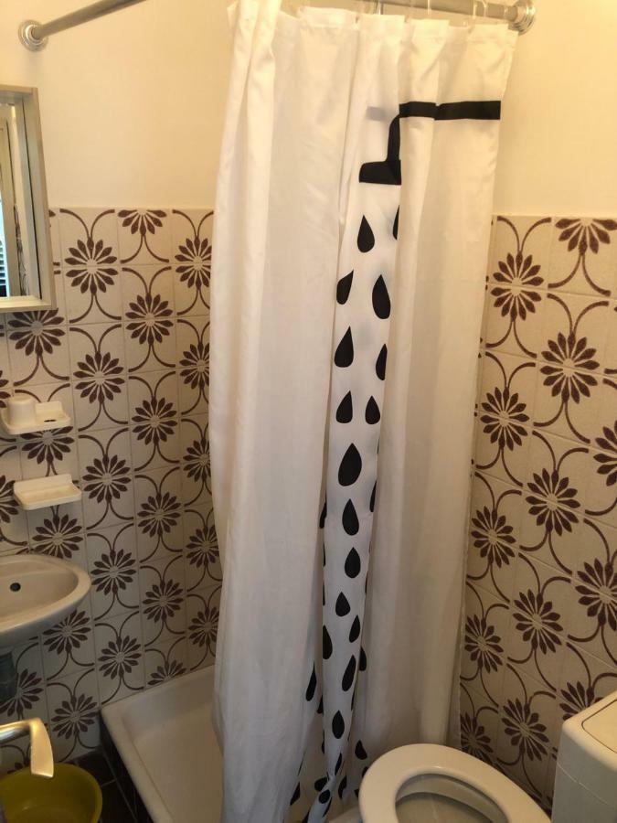 Guesthouse Vila Ruzmarin ชเดรลาตซ์ ภายนอก รูปภาพ